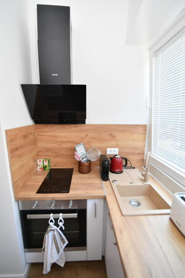 Nicole Apartment リエカ エクステリア 写真